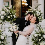Xρήστος & Νόρα: Κομψός γάμος με vintage πινελιές