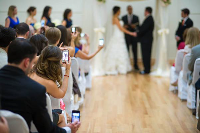 Νέοι κανόνες: Ο γάμος στην εποχή των Social Media