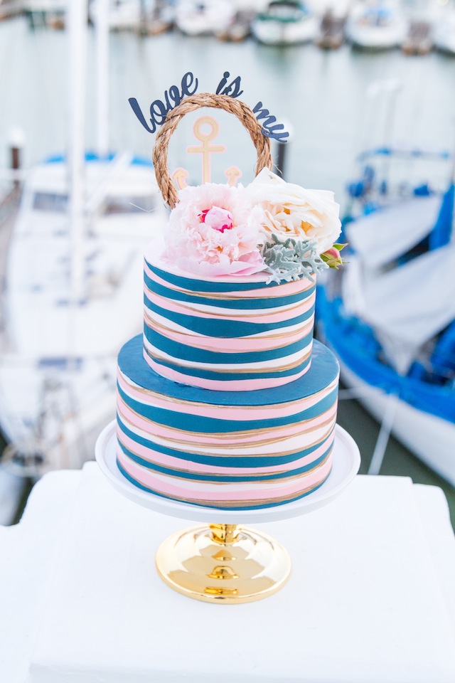 choose_your_colors_blue_nautical-wedding-ideas-3.jpg