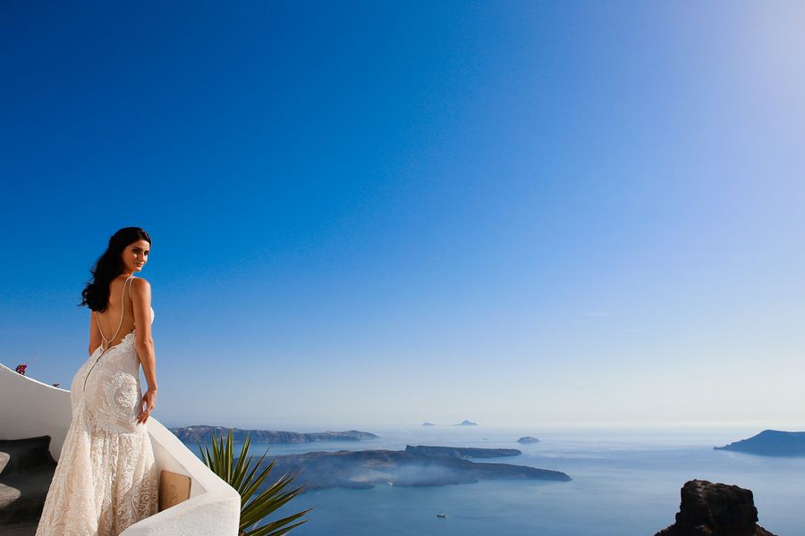 Γάμος στη Σαντορίνη - ένας ατελείωτος έρωτας με το νησί των destination weddings!