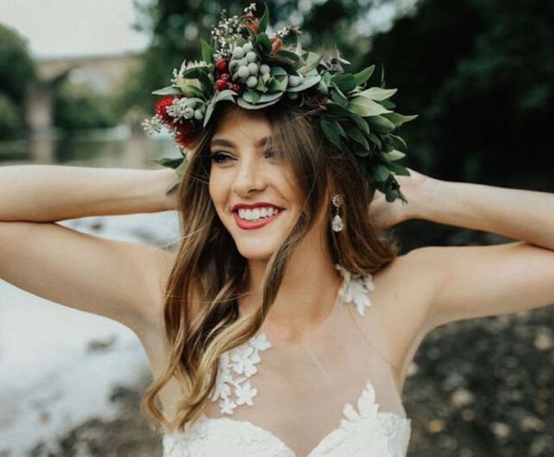 Flower crowns: Η αγαπημένη επιλογή για νύφες ανά τους αιώνες