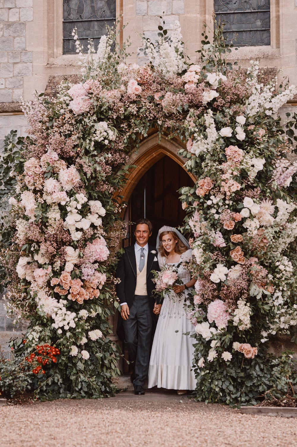 prince beatrice wedding nifiko eisodos parekklisi
