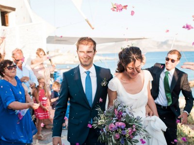 Γάμος στα Κουφονήσια με την αύρα της θάλασσας- Laura & Panos