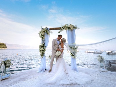 Olivia & Tom: A spectacular summer wedding at The White House- Corfu