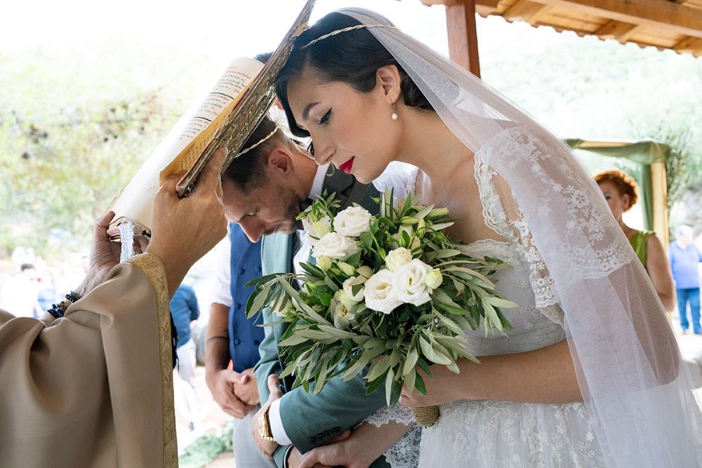 Μάνθος και Κλεοπάτρα: Vintage style γάμος στην Καλλονή, Τροιζηνίας