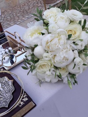 Le Fleuriste: Απογειώστε τον γάμο σας με luxurious floral αριστουργήματα!