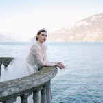 Η νέα Demetrios bridal collection ταξιδεύει στη Λίμνη Κόμο για να εμπνεύσει κάθε σύγχρονη νύφη