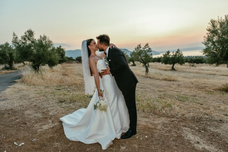 Ελένη & Κωνσταντίνος – Γάμος μέσα στη φύση και δεξίωση κάτω από τον έναστρο ουρανό του Κτήματος Ανθηδών