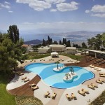 Xenia Palace Portarias – Ο έρωτας και ο γάμος στο καταφύγιό τους