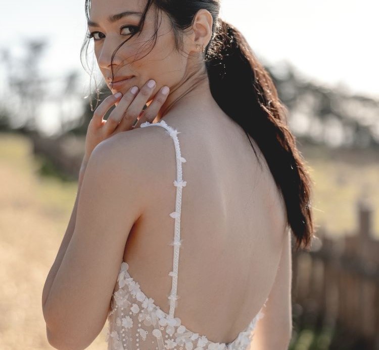 Muted Moments – Η Νέα Συλλογή Adore SS 26 by Justin Alexander SS26