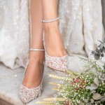 Savrani Creations - 15 χρόνια χειροποίητα νυφικά παπούτσια με θεατρική αίγλη