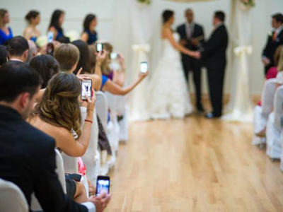 Νέοι κανόνες: Ο γάμος στην εποχή των Social Media
