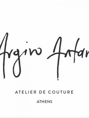 Argiro Antari: Νυφικά από γαλλική δαντέλα και μεταξωτή μουσελίνα