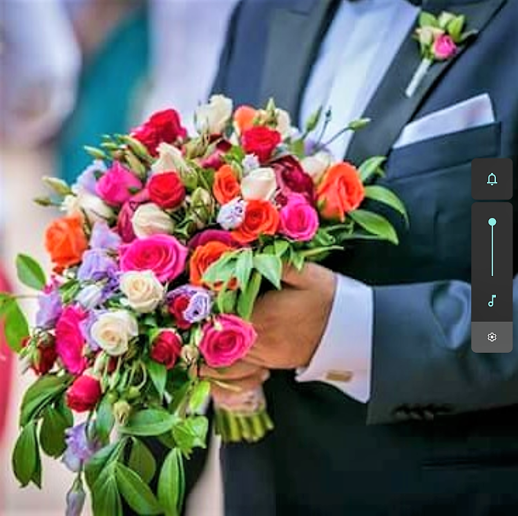 BOUQUETS KOUTSOURADI 04 750