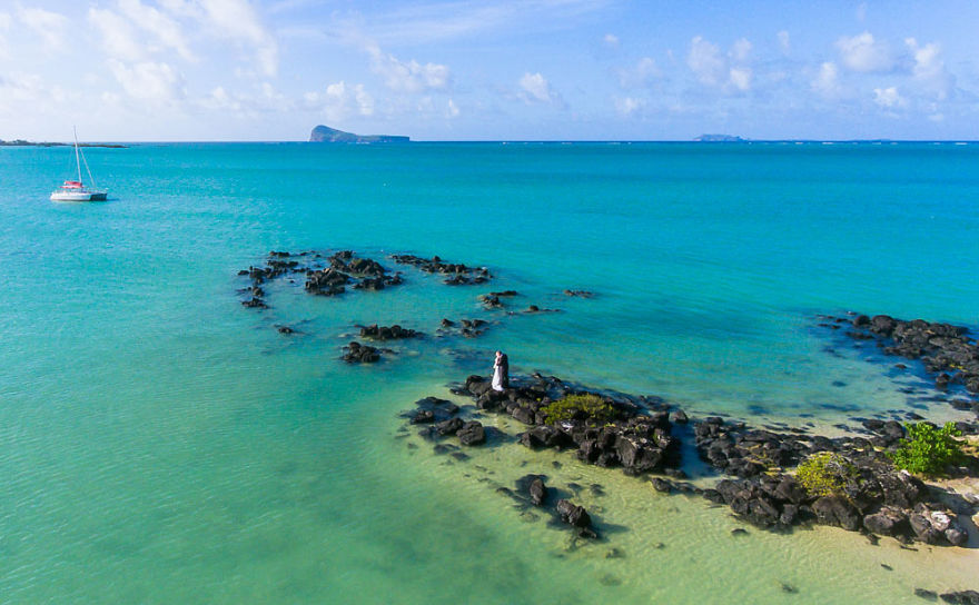 Backlight-Studios-Mauritius-Aerial-Photo-4-591c45546329d__880.jpg