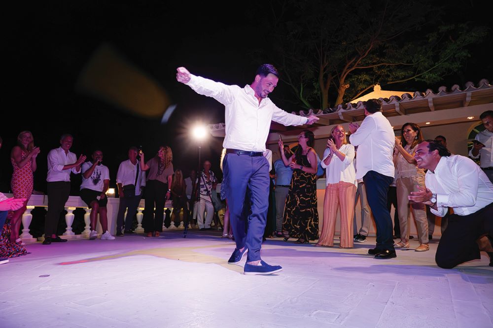 BRIDE DANCE