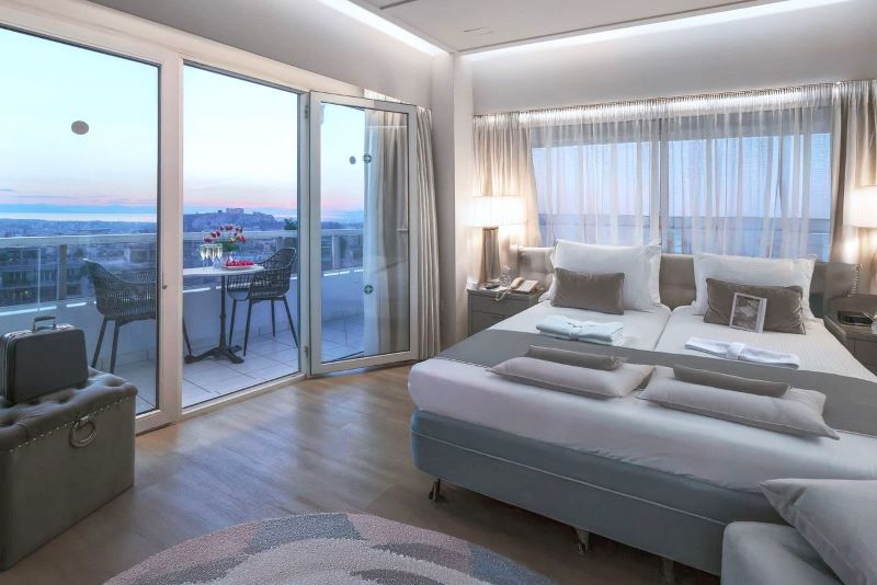 st george lyc 800 room FINAL gift