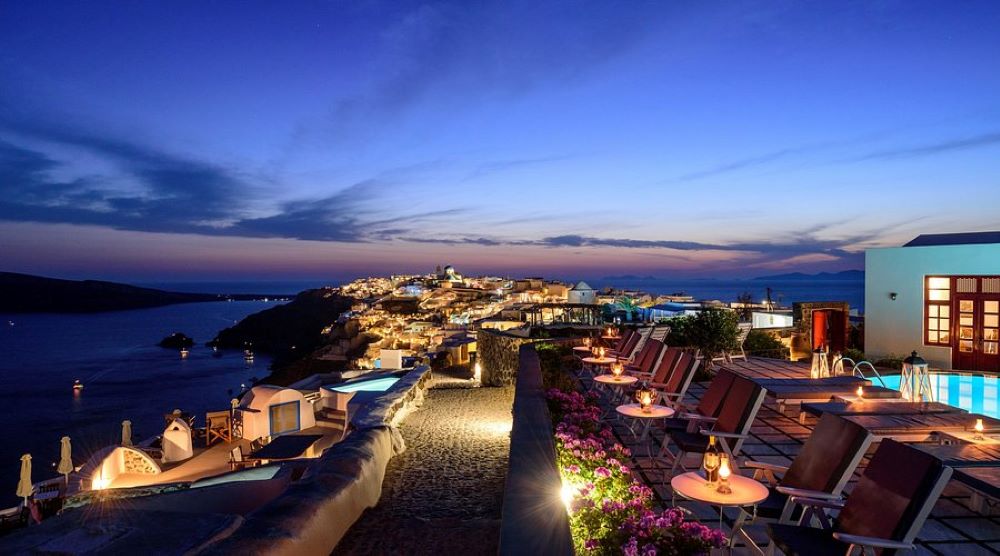 nikos villas night 03 1000 