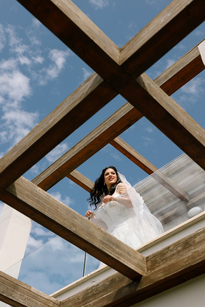 REP 08 MUST BRIDE GEOMETRICAL DESIGNS