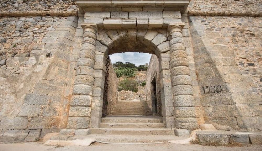 SPINALONGA GATE