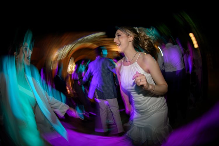 PARTY BRIDE