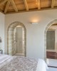 Moni Emvasis Luxury Suites