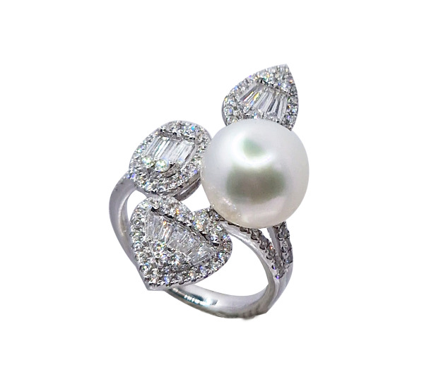 Pearls Center