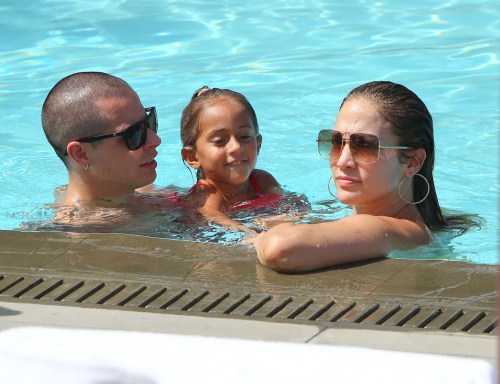 jennifer lopez casper smart max emme 3a