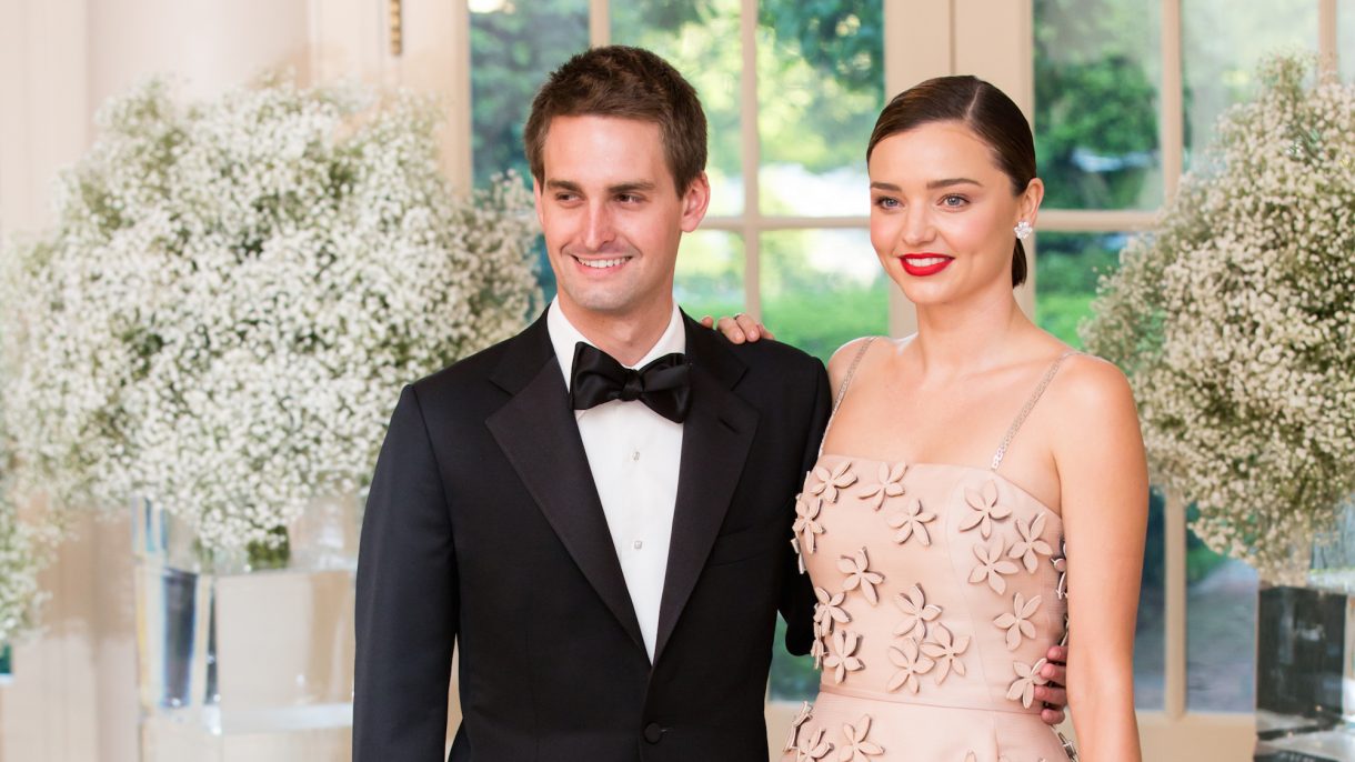 miranda-kerr-and-evan-spiegel-wedding-2-1220x686.jpg