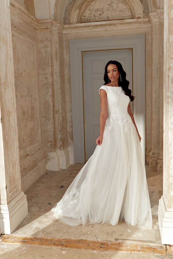 44538 X Sincerity Bridal 37